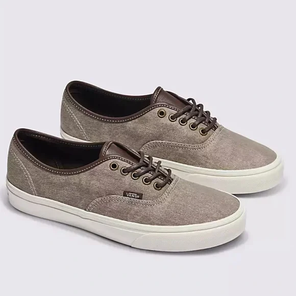 Vans Men’s Authentic
C&L Gray
VN0009PVBXC
Sneakers - Picture 14 of 16